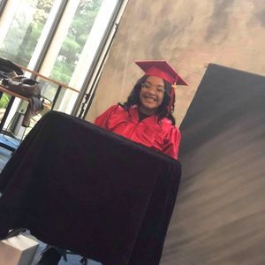 Meet your Posher, Nina